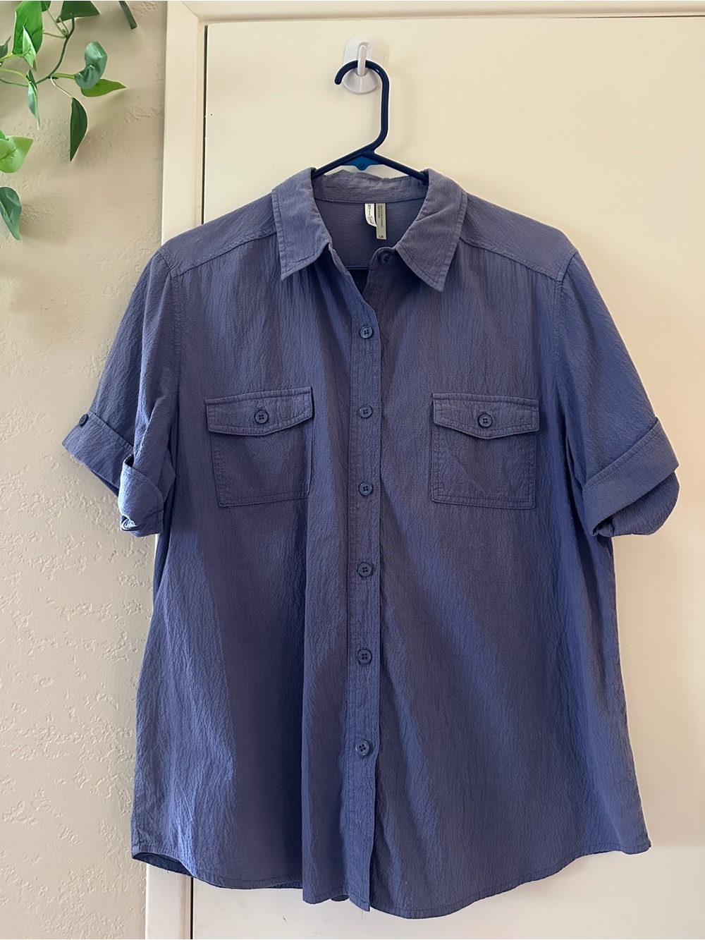 White Stag Short-Sleeve Button-Down Shirt- Large -Slate Blue